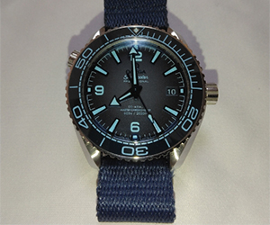 NICE(ニース)と OMEGA SEAMASTAR PLANET OCEAN 600Mを組み合わせたお客様